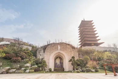牛首山佛顶寺.webp (1).jpg
